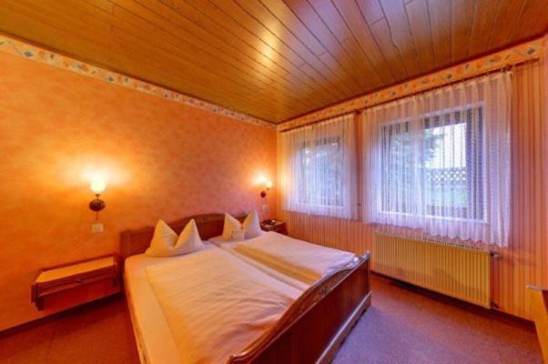 Gemuendener Hof Hotel Buitenkant foto